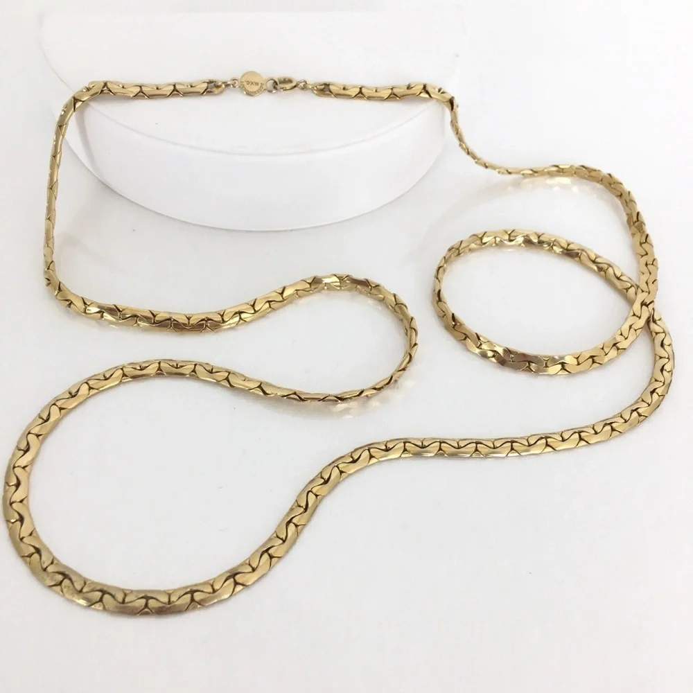 Vintage Chunky Long Gold Tone Chain Necklace by Accessocraft New York City